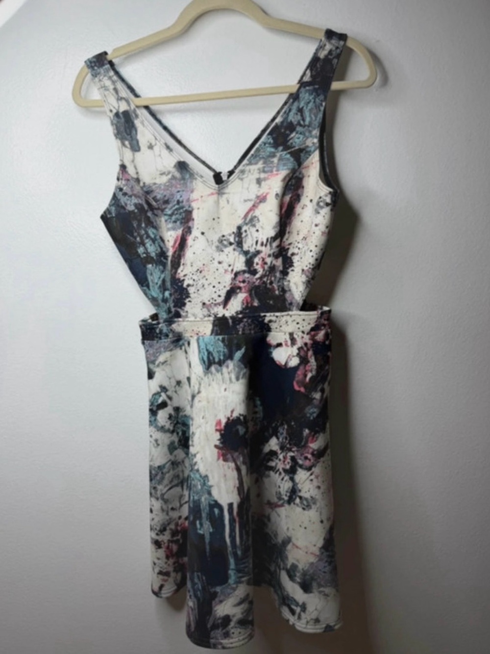 Abercrombie & Fitch Abstract Floral V-Neck Mini Dress - White, Navy & Teal